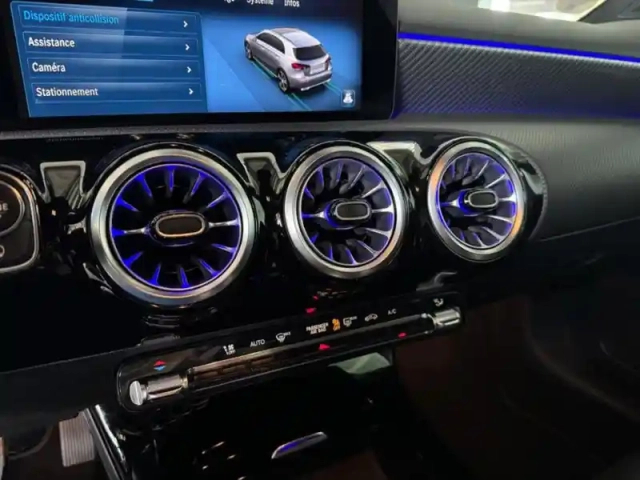 Mercedes Classe A 180 d progressive line — photo 9