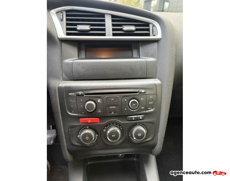 Citroën C4 HDi 90 Collection occasion - Diesel - 2012 - 280 000 km - 3 490 € - Yerville (Seine-Maritime) 992784415835 — photo 13