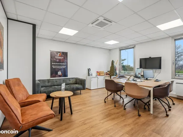 Vente de murs de bureaux à Lyon (Bron)