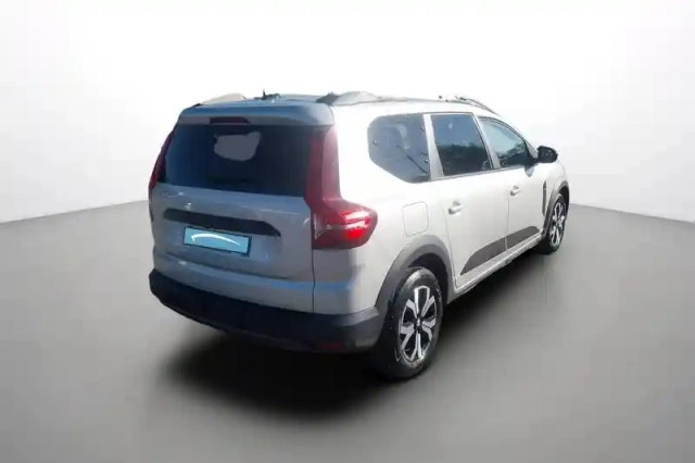 Dacia Jogger tce 110 7 places — photo 6