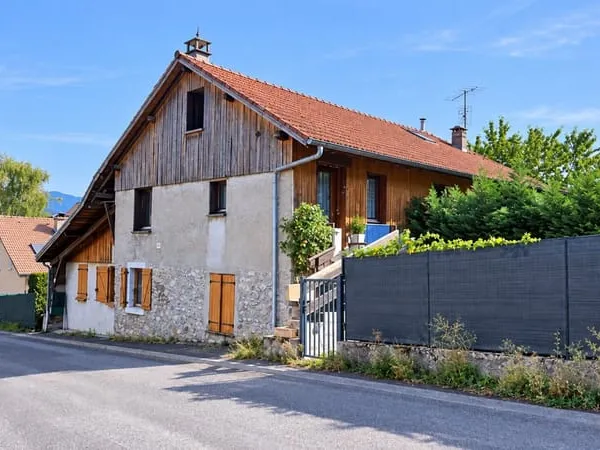 Appartement à vendre 4 pièces MARNAZ (74)