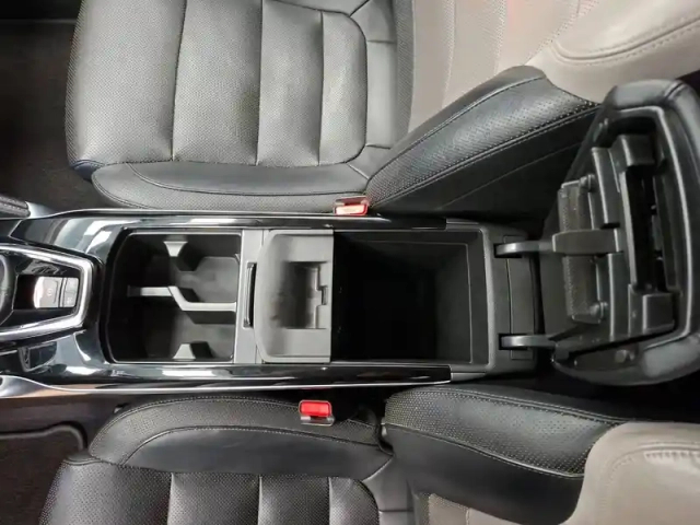 Renault Koleos dci 175 4x4 x-tronic — photo 23