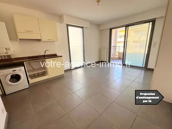 NICE NORD — Studio de 24 m² avec balcon de 7 m², résidence récente de standing
