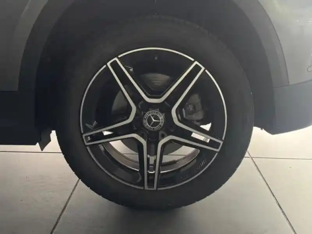 Mercedes Gla 250 e amg line — photo 50