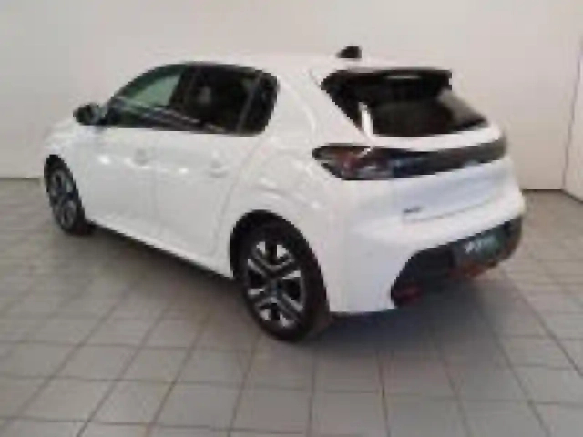 Peugeot 208 1.2 puretech 100ch s&amp;s allure eat8 — photo 4