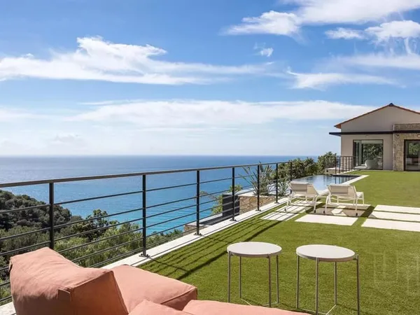 4 chambres - Villa - Alpes-Maritimes - À vendre - MZiSJ2389
