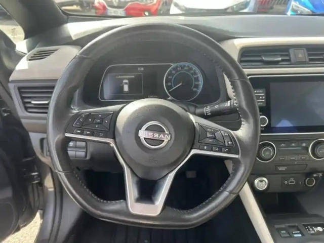 Nissan Leaf 150ch 40kwh acenta 22 — photo 12