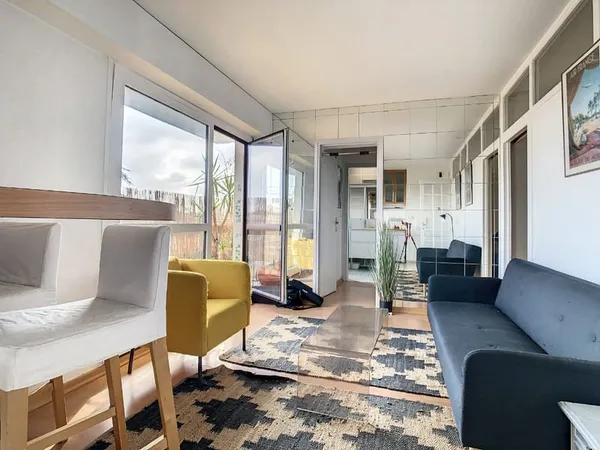Métro Marcel Sembat ligne 9, RUE DU POINT DU JOUR, Studio meublé de 33.32m²