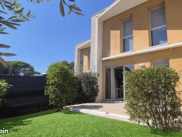 Villa 4 pièces 82 m²