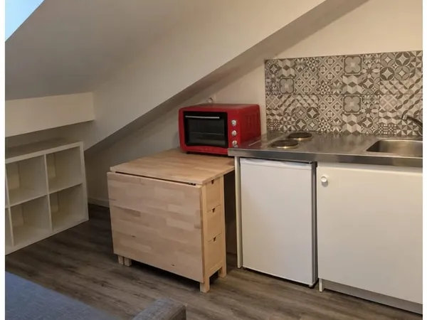 T1 BIS MEUBLÉ CHARPENNES