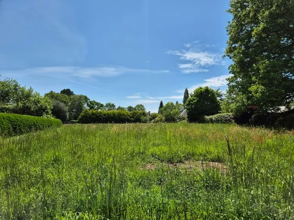 Terrain 610 m²