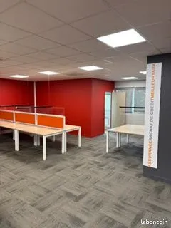 Ensemble de bureaux de 308 m²