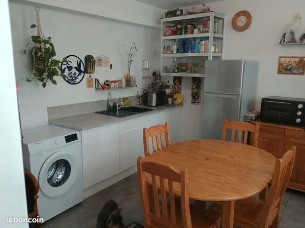 A louer Studio centre des Herbiers 370
