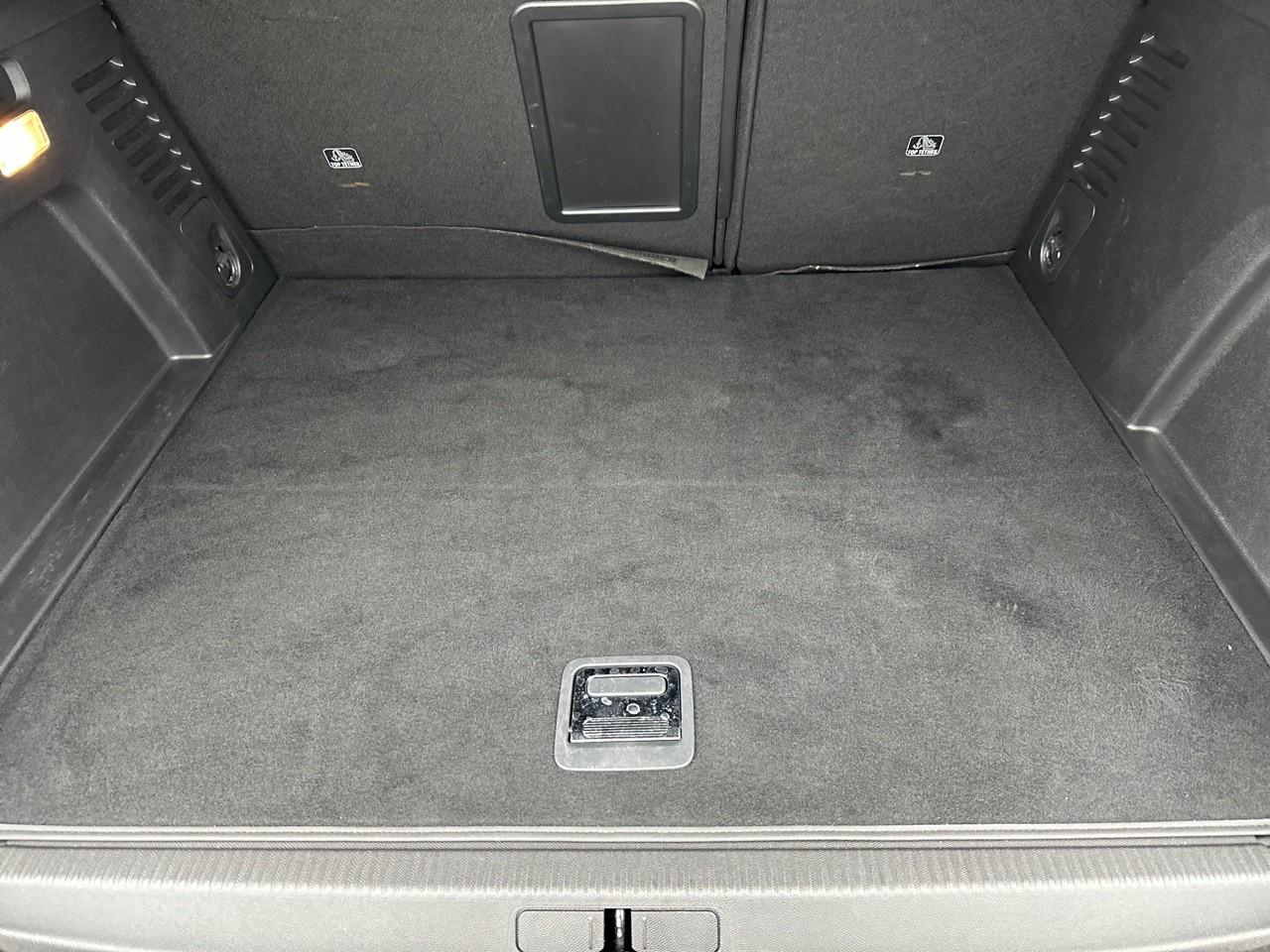 Peugeot 3008 hybrid 225 e-eat8 allure business — photo 6