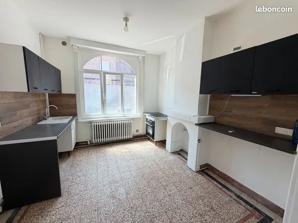 Jolie maison avec 4 chambres et un jardin à Mouvaux
