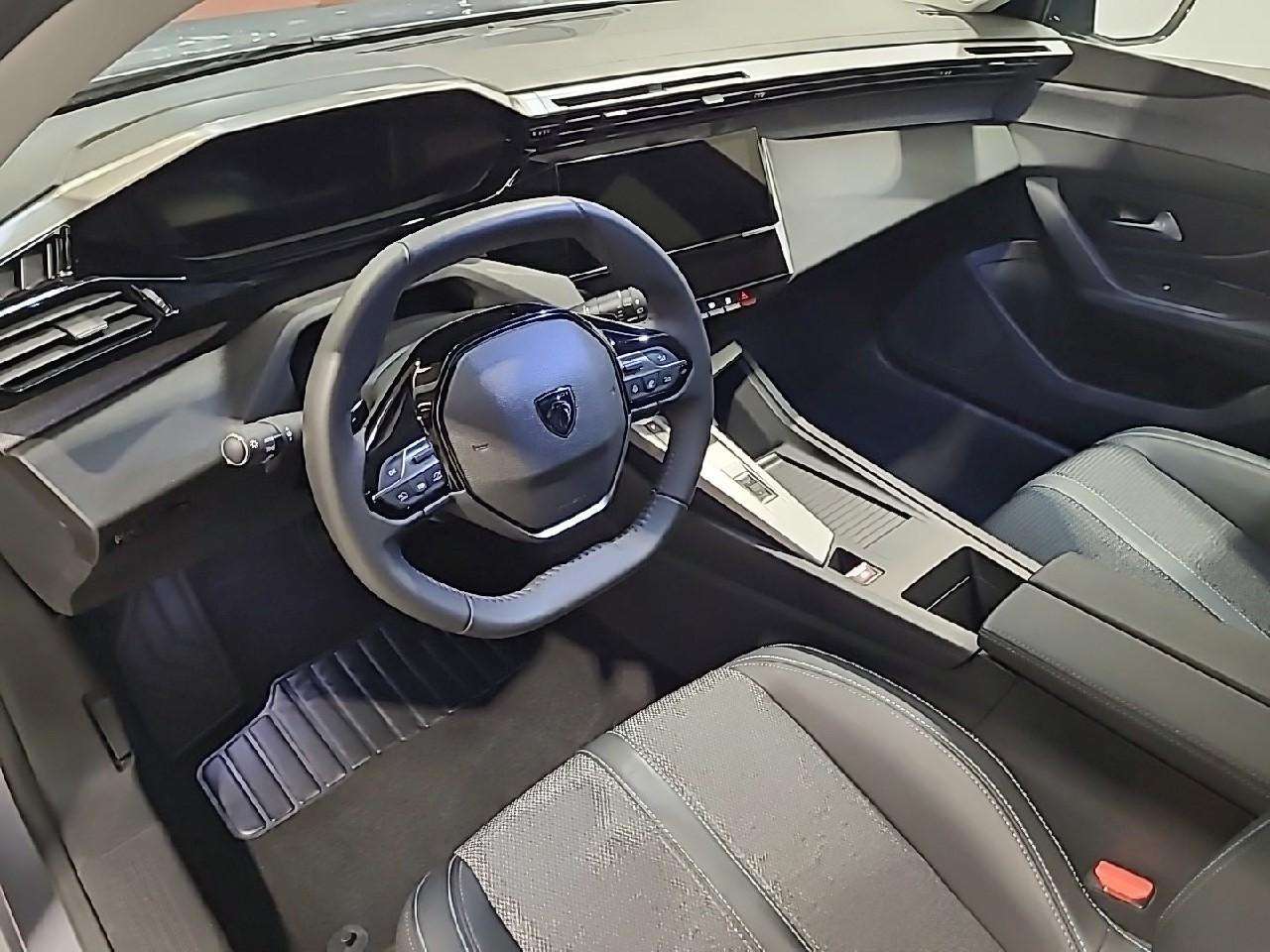 Peugeot 308 hybrid 145 e-dcs6 allure — photo 9