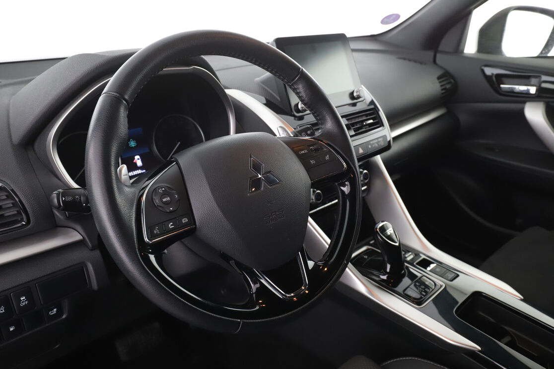 Mitsubishi Eclipse Cross 2.4 MIVEC PHEV Twin Motor Intense 4WD — photo 10