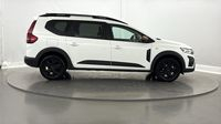 Dacia Jogger 1.6 hybrid 140ch SL Extreme 7 places — photo 4