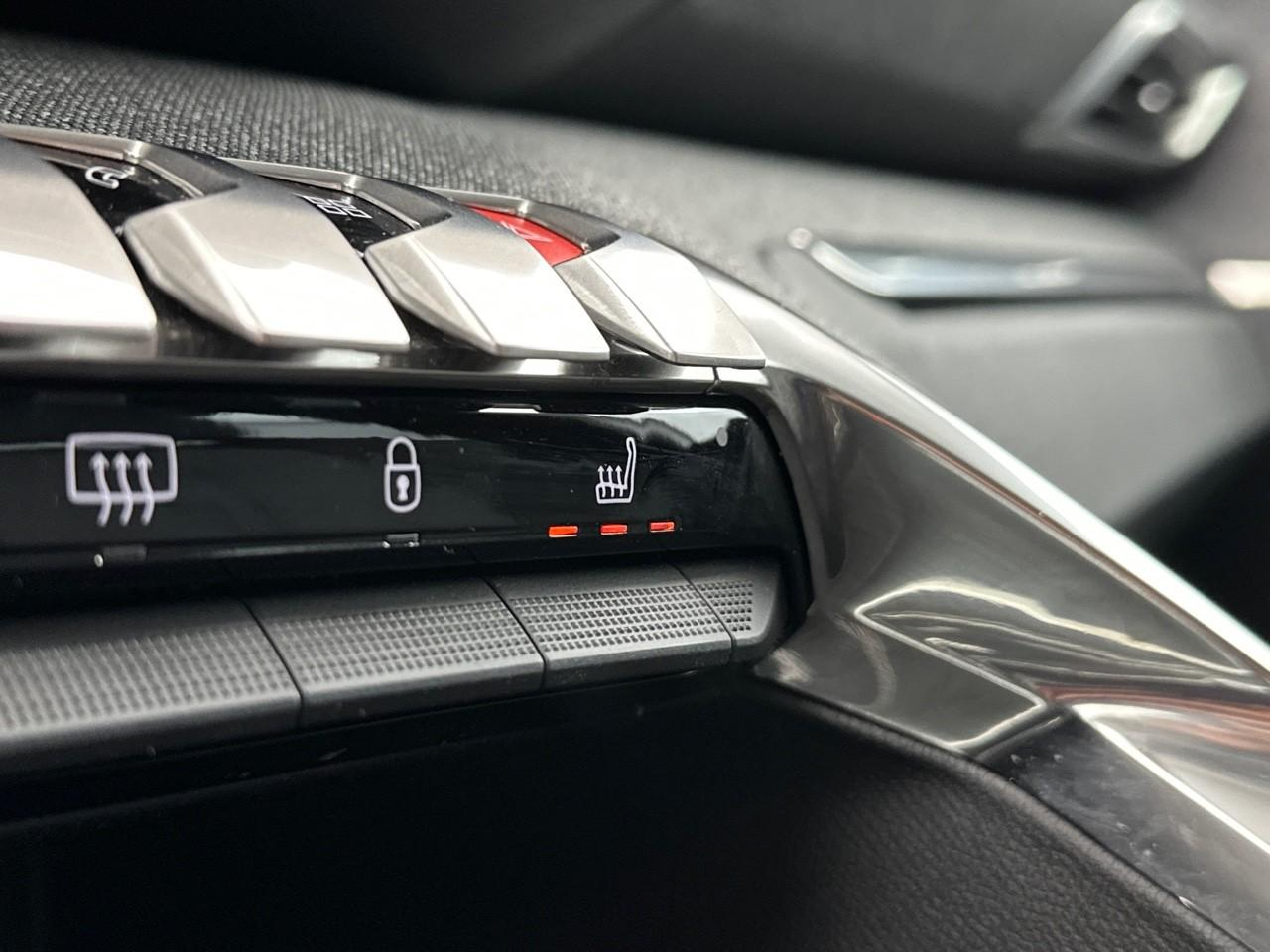 Peugeot 5008 puretech 130ch s&s eat8 allure pack — photo 28