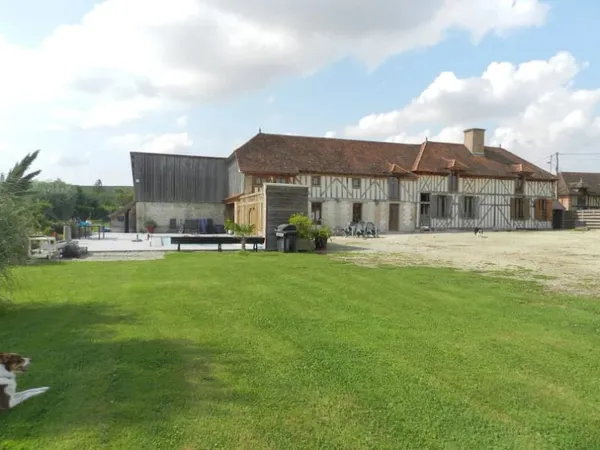 Propriété 14 pièces 550 m²