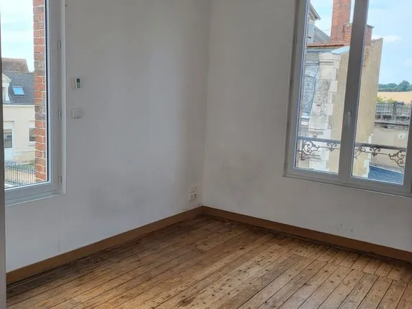 Location appt centre ville Mondoubleau