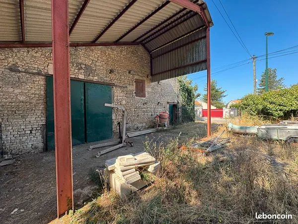 Bâtiment 134 m² LUCON