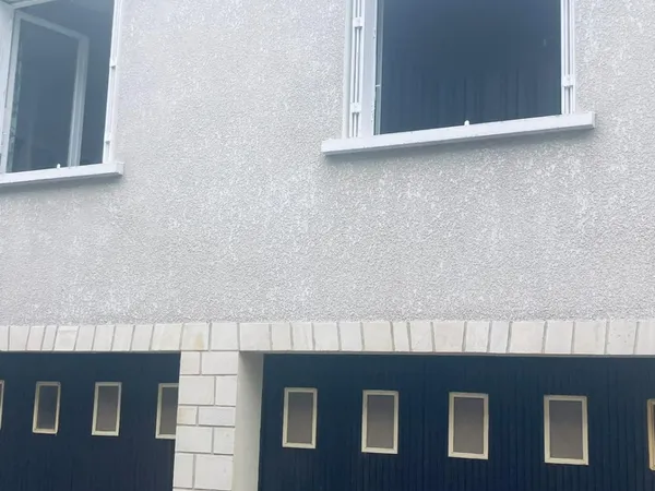 Maison de village avec beaucoup de potentiel