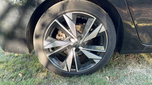 Peugeot 308 1.5 BlueHDi 130 EAT8 - Allure Pack – 2023 – 54298 km – Diesel – Boîte Automatique — photo 46