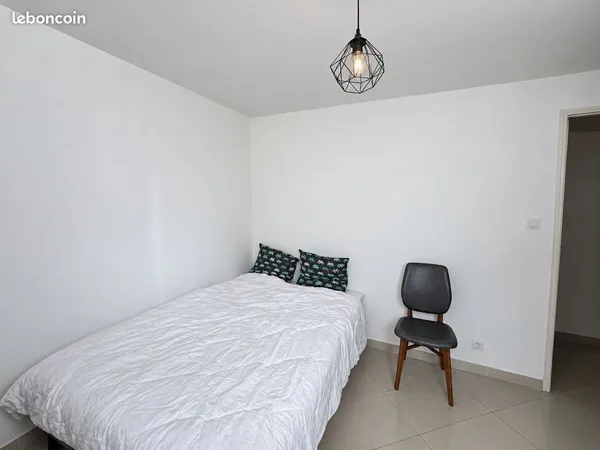 Loue chambre meublée Sausset-les-Pins