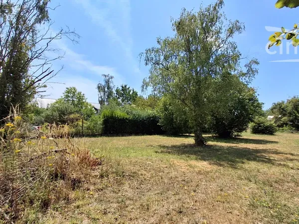 A Vendre, Vineuil, Terrain constructible de 1097m²