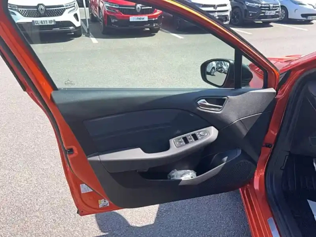 Renault Clio tce 90 ch gsr2 — photo 11