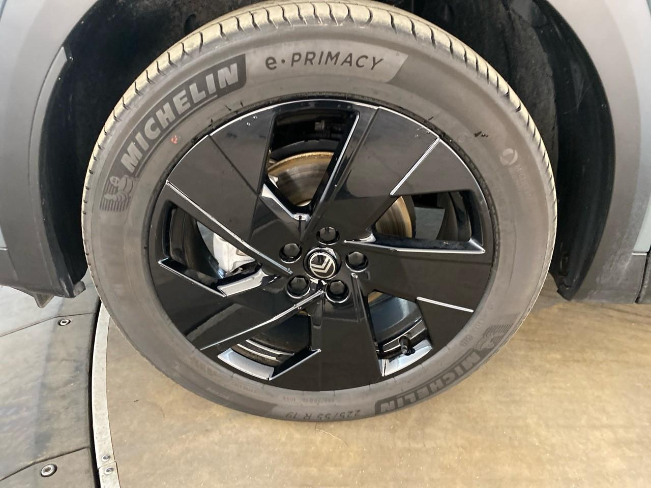 Citroën C5 Aircross hybride 145 ch e-dcs6 max — photo 11