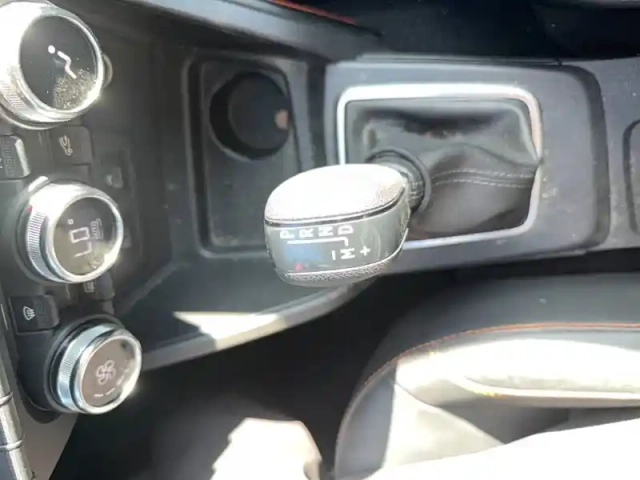 Dacia Duster tce 150 fap 4x2 edc — photo 6