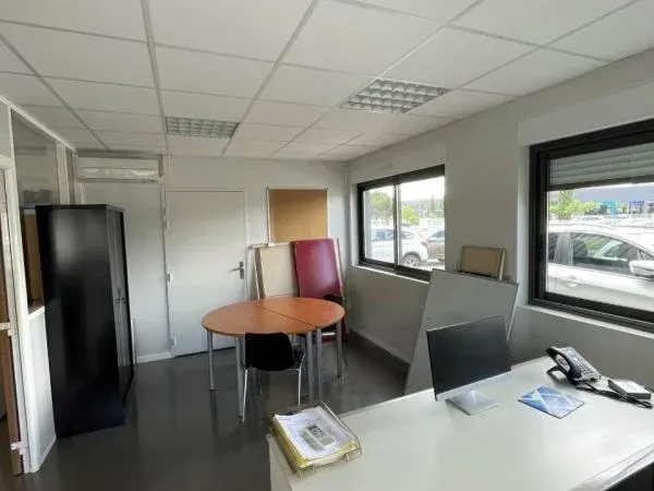 Bureaux 68 m²