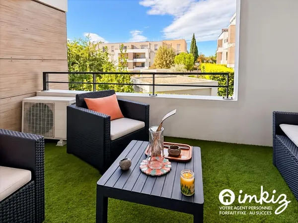 Appartement T3 avec piscine et parking