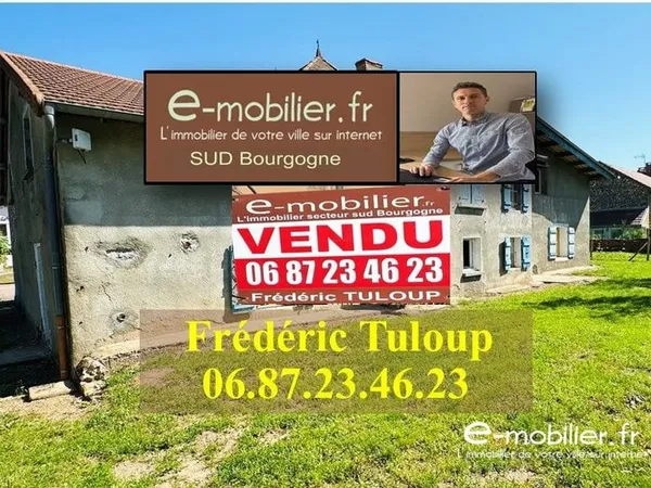Maison 9 pièces 261 m²