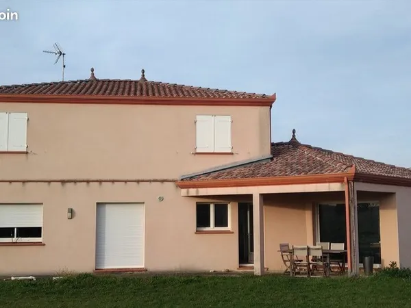 A louer chambre meublée dans une maison à la campagne