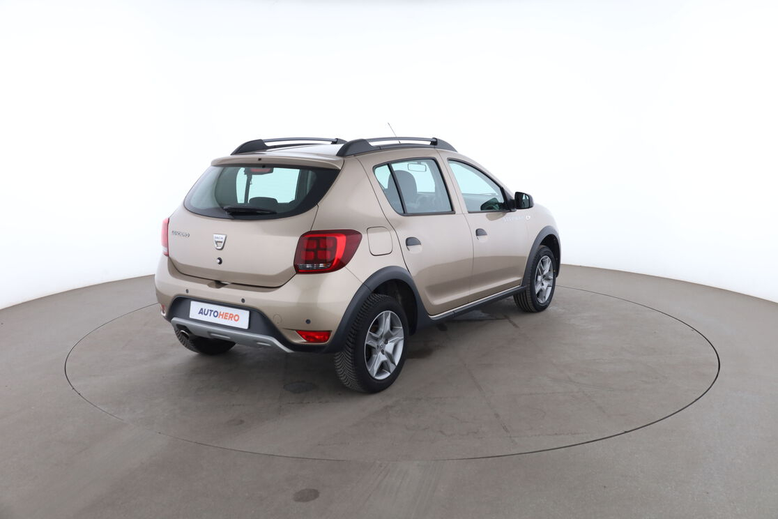 Dacia Sandero Stepway 1.5 dCi Blue — photo 5
