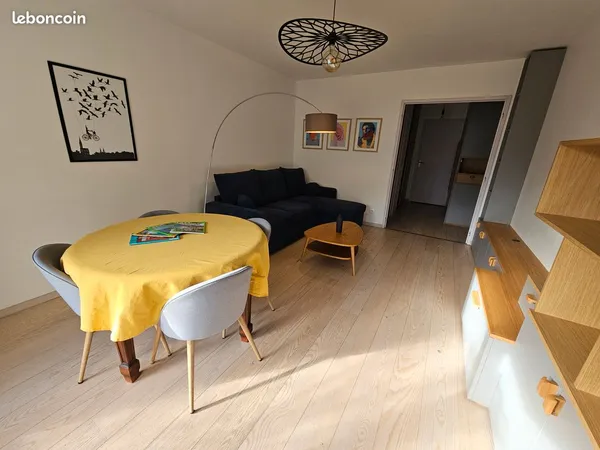 Appartement T3 traversant meublé Chorus Annecy
