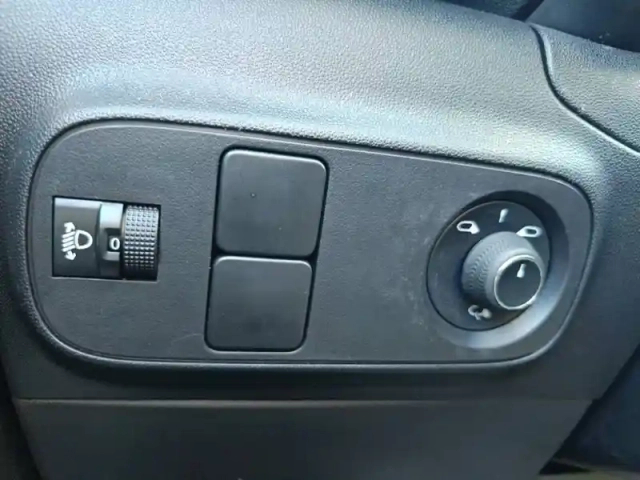 Citroën C3 bluehdi 100 bvm6 — photo 18