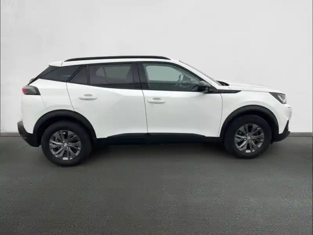 Peugeot 2008 puretech 130 s&amp;s eat8 — photo 4