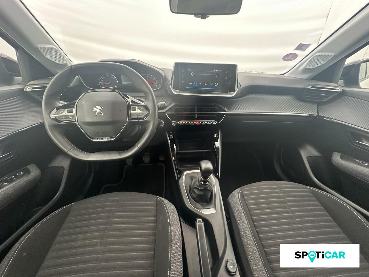 Peugeot 208 1.2 puretech 100ch s&s style 118g — photo 8