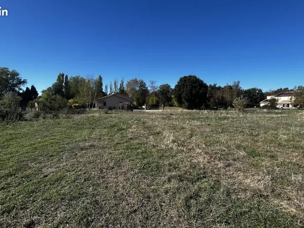 Terrain 700 m² Muret