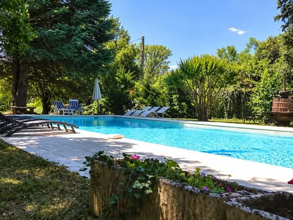 EXCLU SAINT-BAUZILLE-DE-PUTOIS - PROPRIÉTÉ DEUX MAISONS, GRAND TERRAIN PAYSAGÉ ET PISCINE