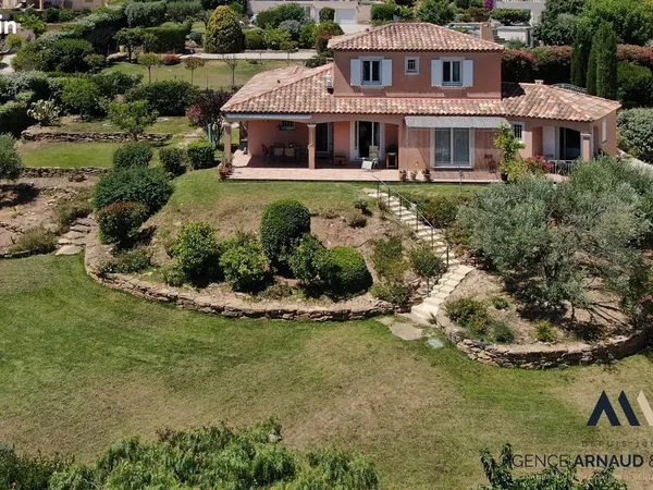 Maison 4 pièces 137 m²