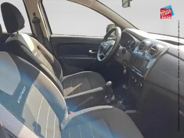 Dacia Sandero 1.0 eco-g 100ch stepway — photo 5
