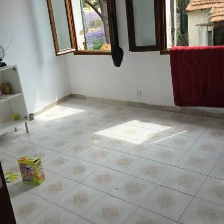 Une colocation atypique dans une vraie maison de ville, au calme et au coeur de la Belle de Mai, ave