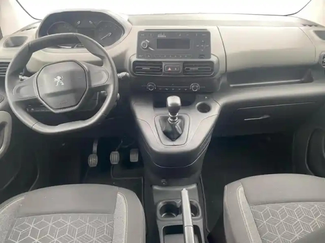 Peugeot Rifter 1.2 puretech 110ch s&amp;s standard active pack — photo 8