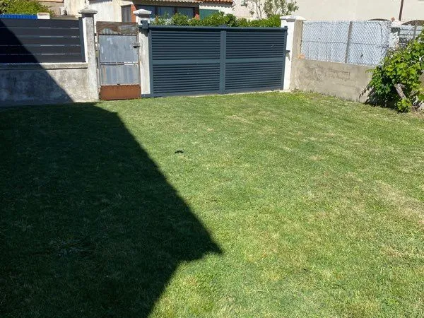 Terrain constructible numéro non viabilisé à vendre