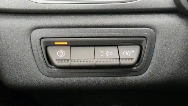 Renault Captur eco-g 100 ch — photo 31